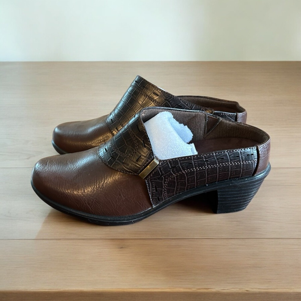 Easy Street Women's 7 W Brown Heeled Mules Faux Leather Slip Ons‎ NEW
